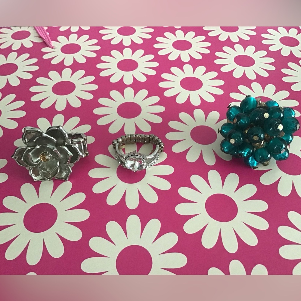 3 stretch statement rings